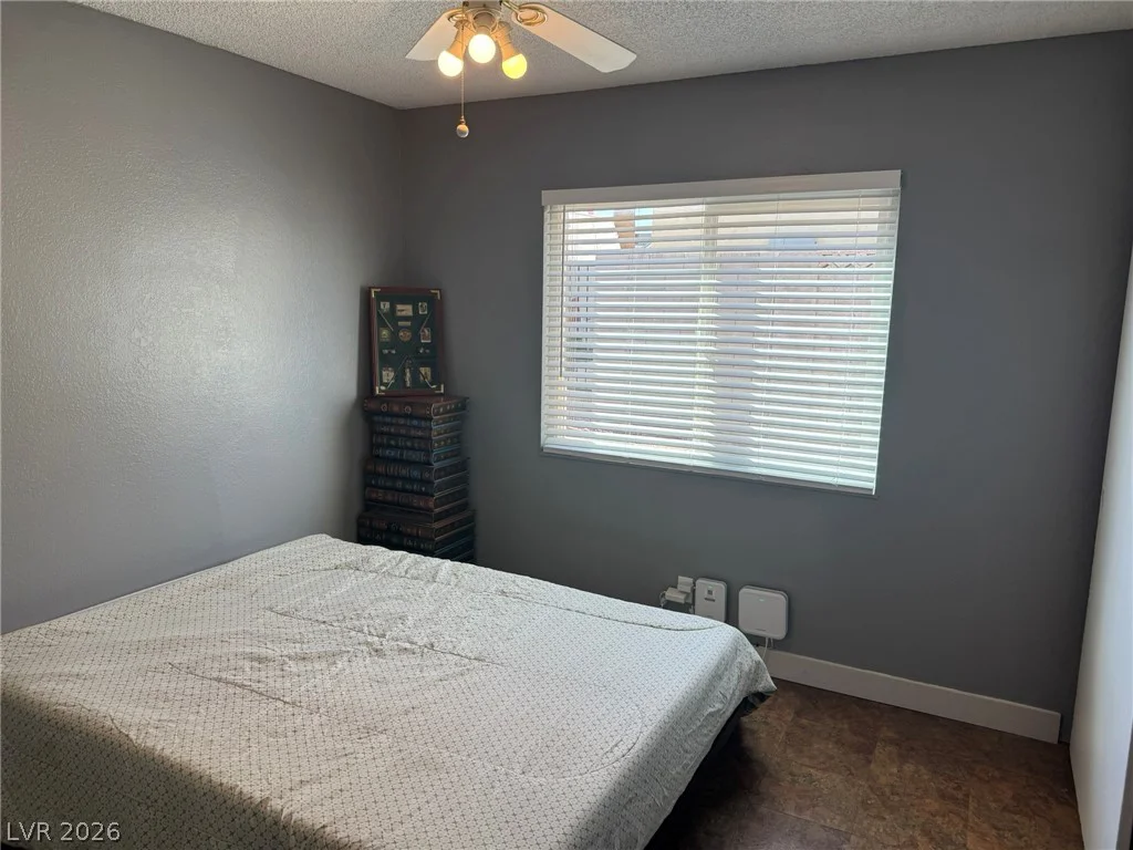 7066 Pinebrook, Las Vegas, NV 89147