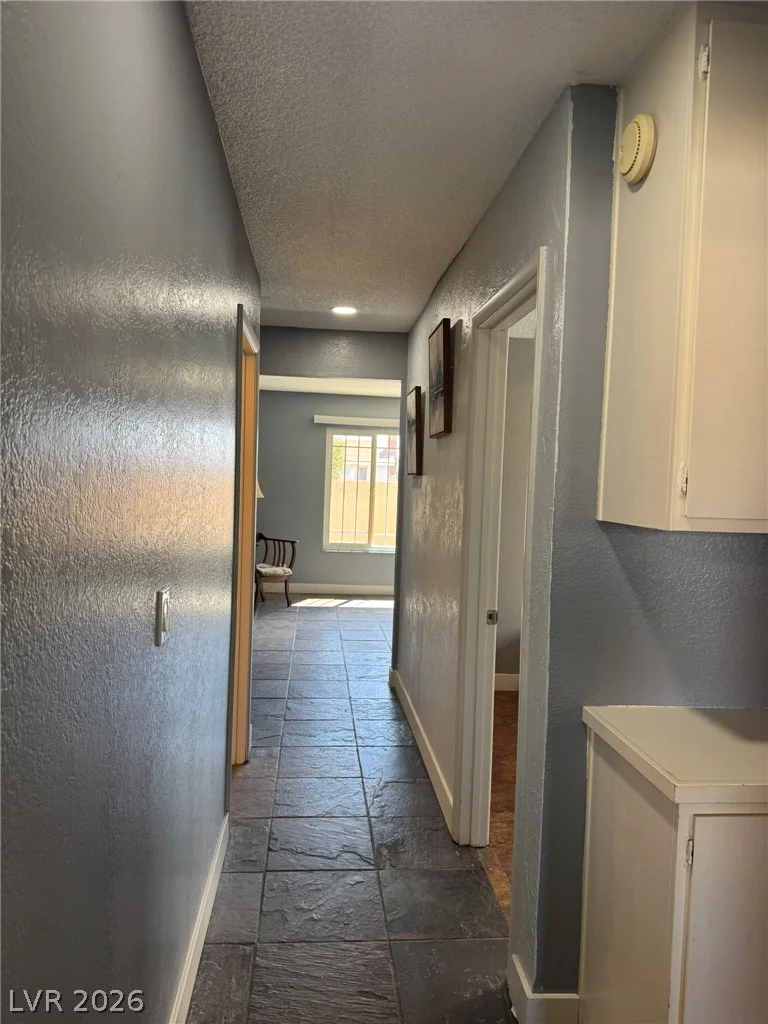 7066 Pinebrook, Las Vegas, NV 89147
