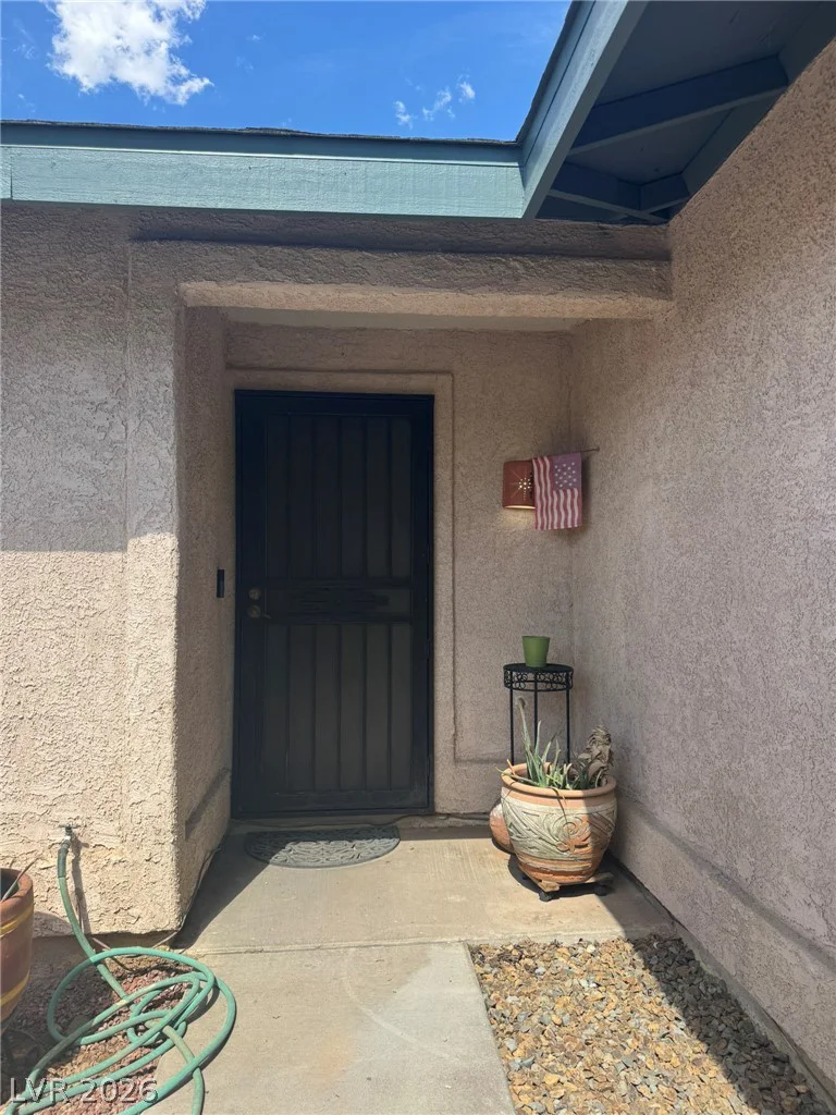 7066 Pinebrook, Las Vegas, NV 89147