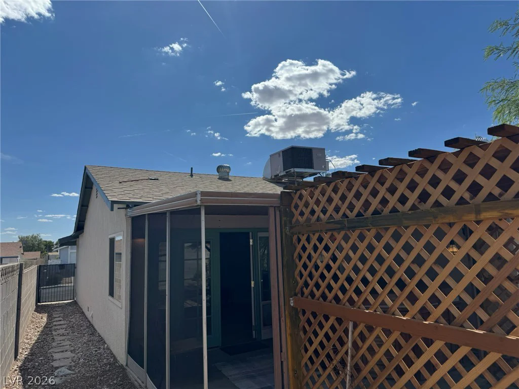 7066 Pinebrook, Las Vegas, NV 89147