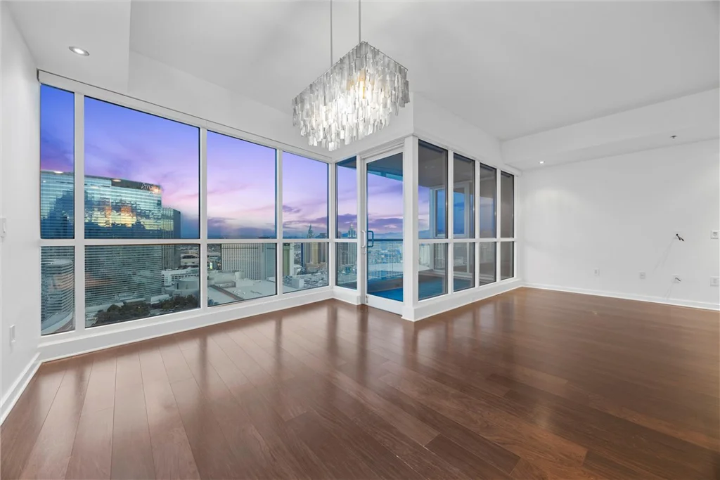 4575 Dean Martin, Las Vegas, NV 89103