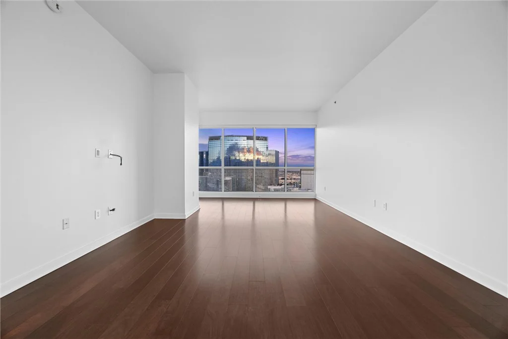 4575 Dean Martin, Las Vegas, NV 89103