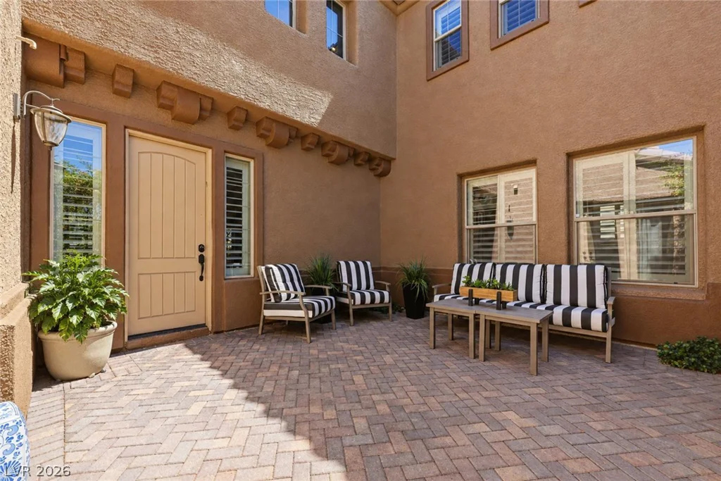 7856 Arroyo Glen, Las Vegas, NV 89113