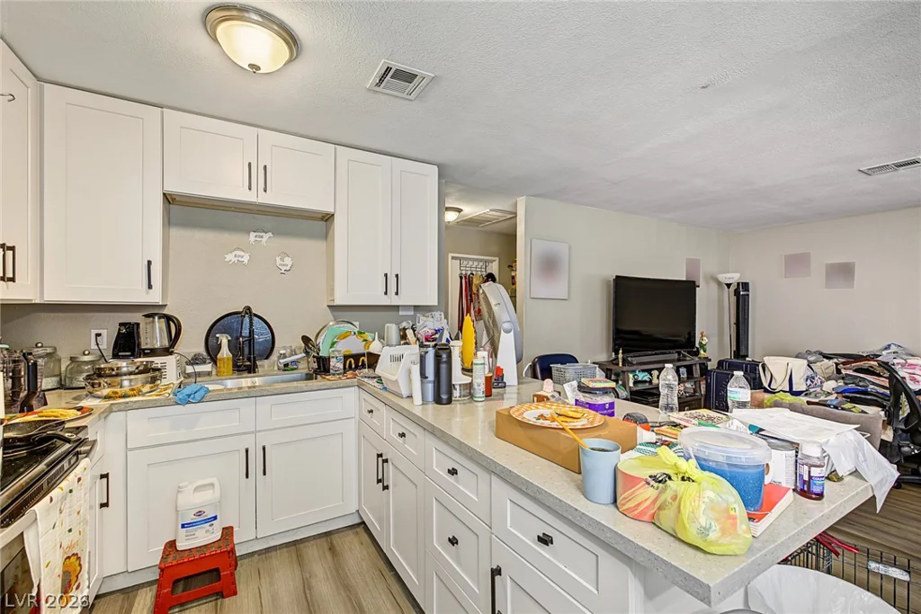 2155 Belmont, North Las Vegas, NV 89030