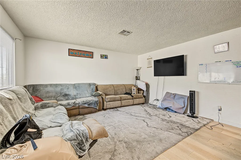 2155 Belmont, North Las Vegas, NV 89030