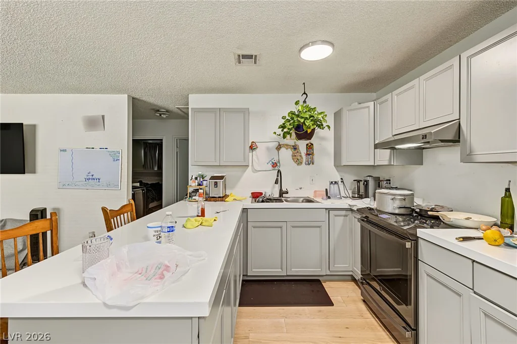 2155 Belmont, North Las Vegas, NV 89030