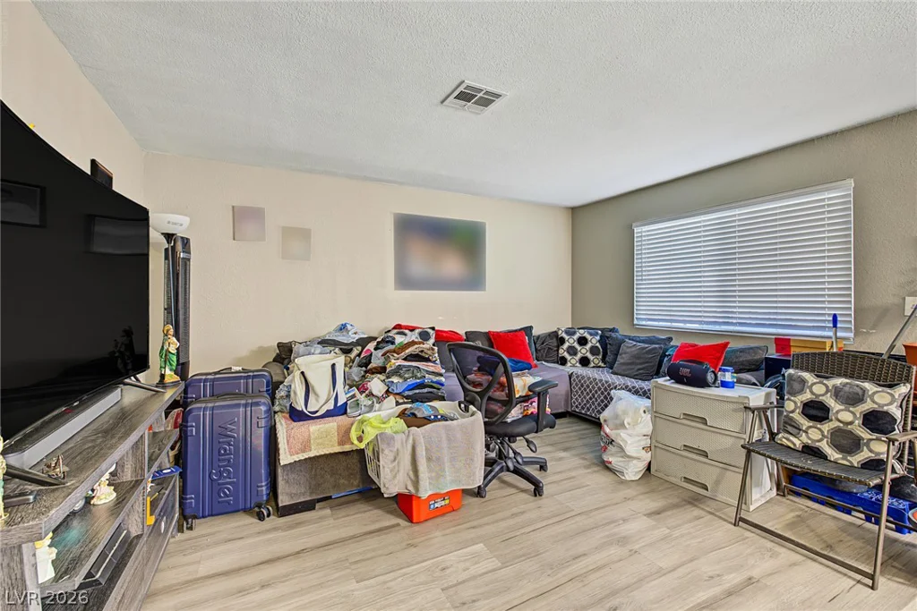 2155 Belmont, North Las Vegas, NV 89030