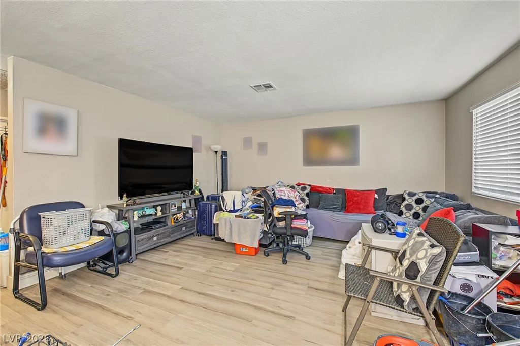 2155 Belmont, North Las Vegas, NV 89030