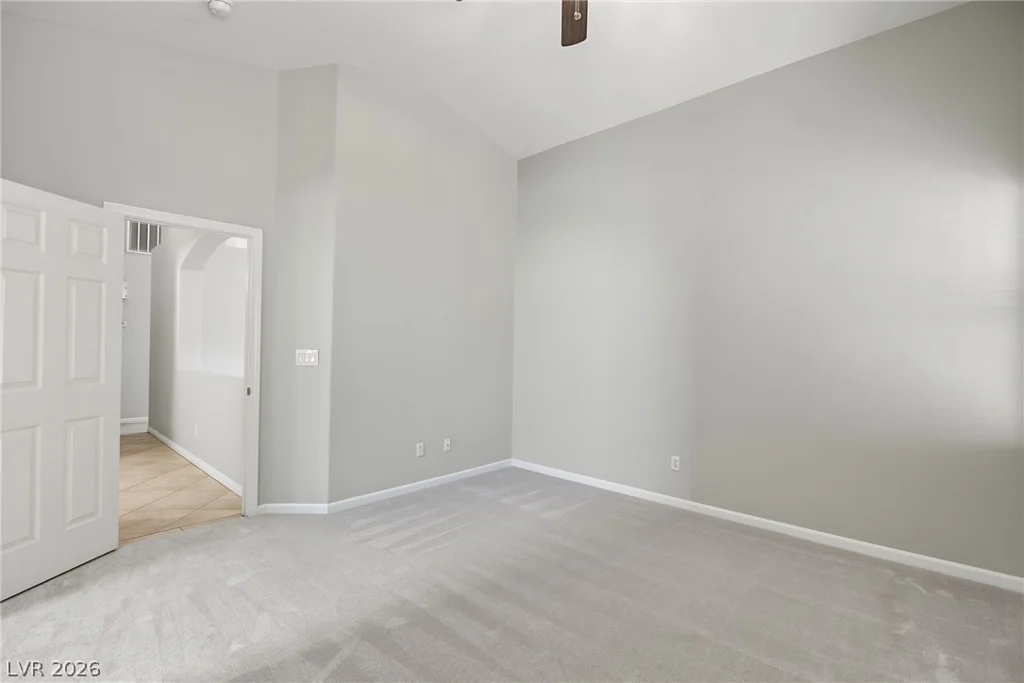 1705 Eagle Feather, Las Vegas, NV 89128