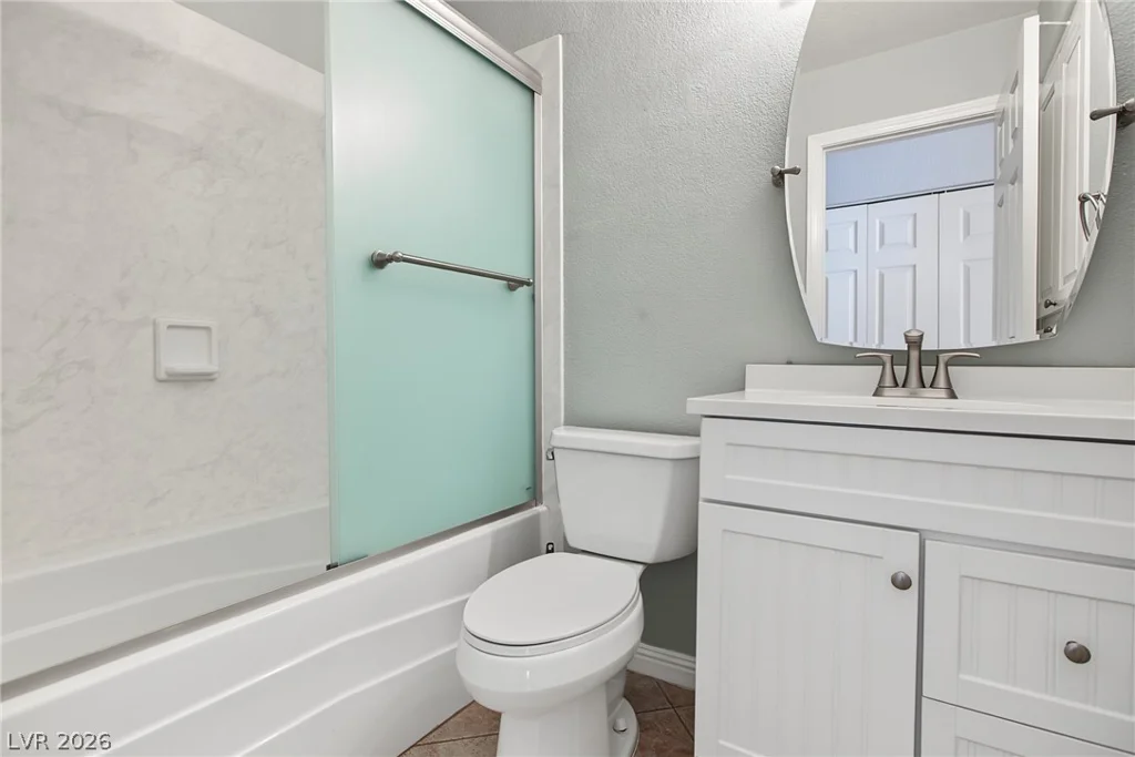 1705 Eagle Feather, Las Vegas, NV 89128