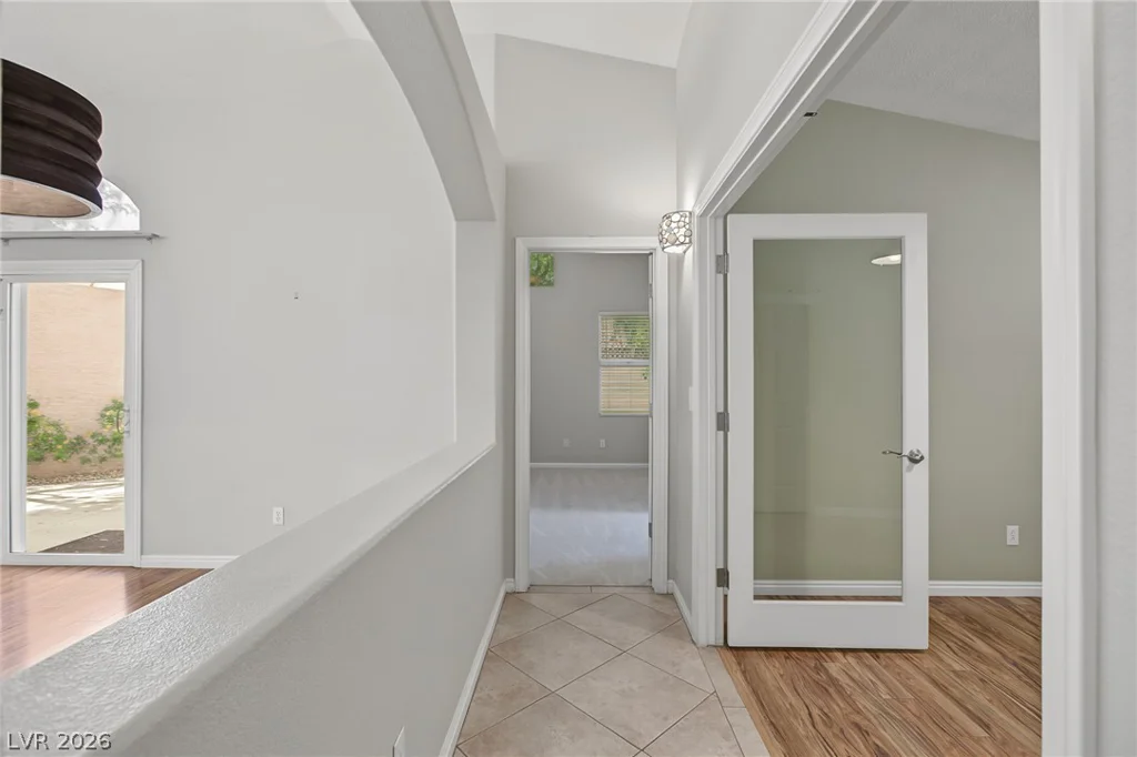 1705 Eagle Feather, Las Vegas, NV 89128