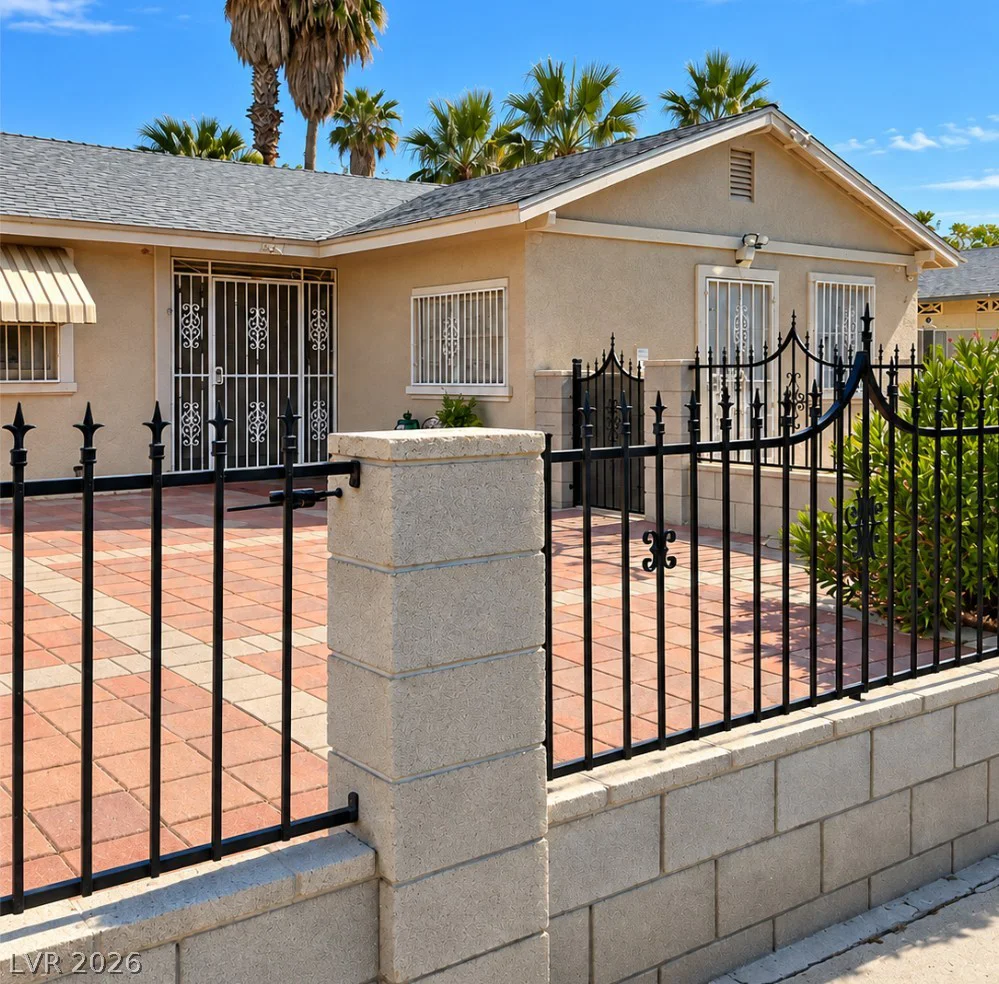 1684 Gateway, Las Vegas, NV 89104