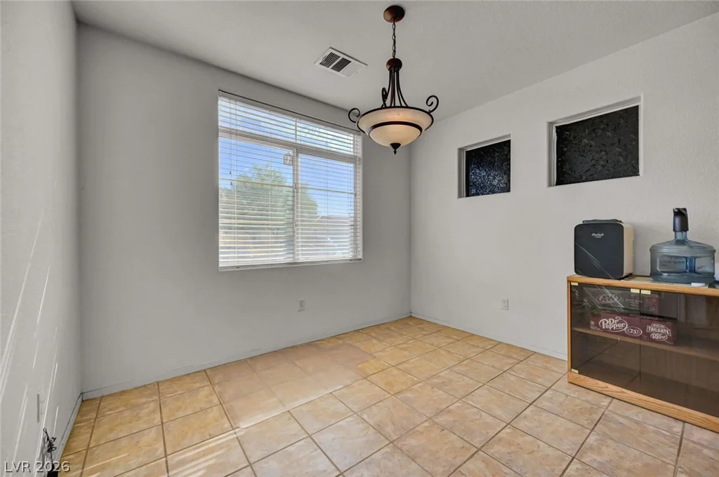3802 Shimmering Creek, North Las Vegas, NV 89031