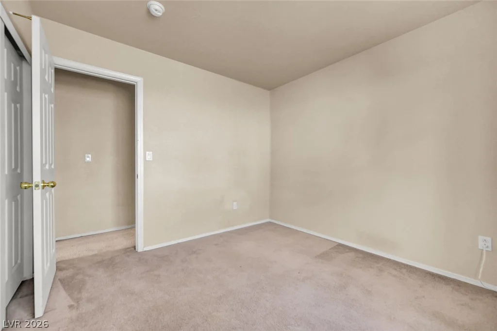 3802 Shimmering Creek, North Las Vegas, NV 89031