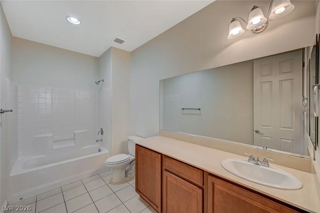 8089 Cape Flattery, Las Vegas, NV 89147