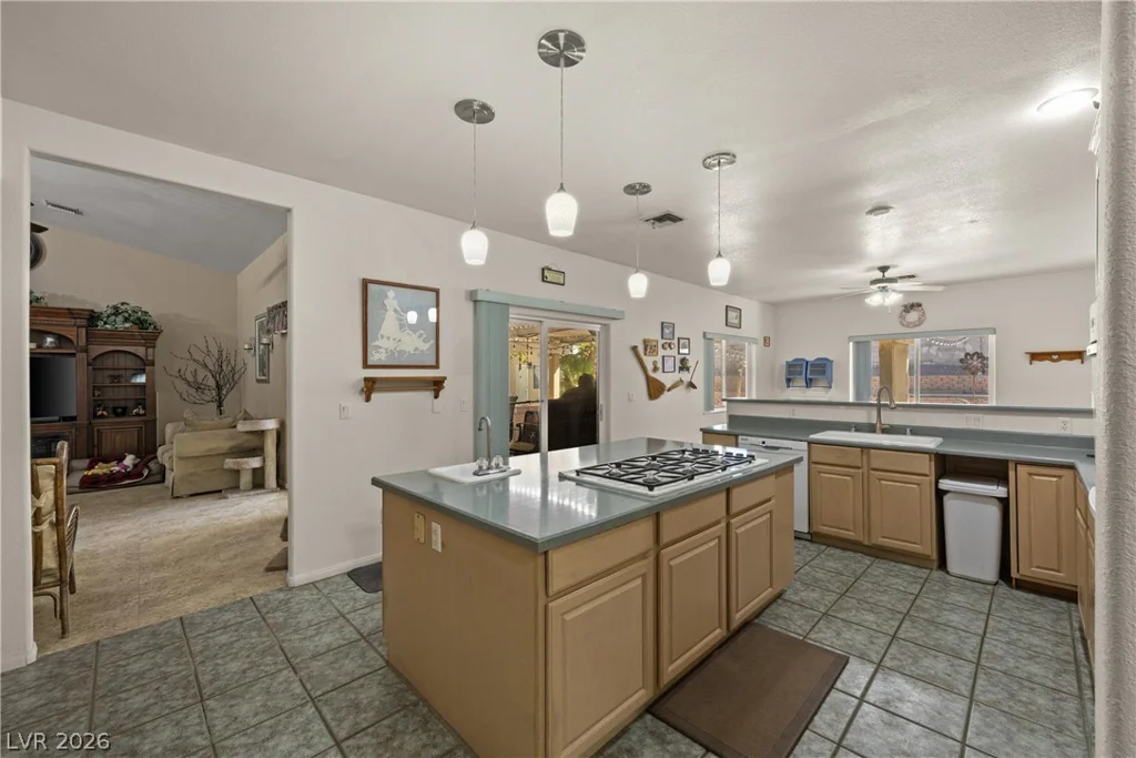 211 Highland, Henderson, NV 89015