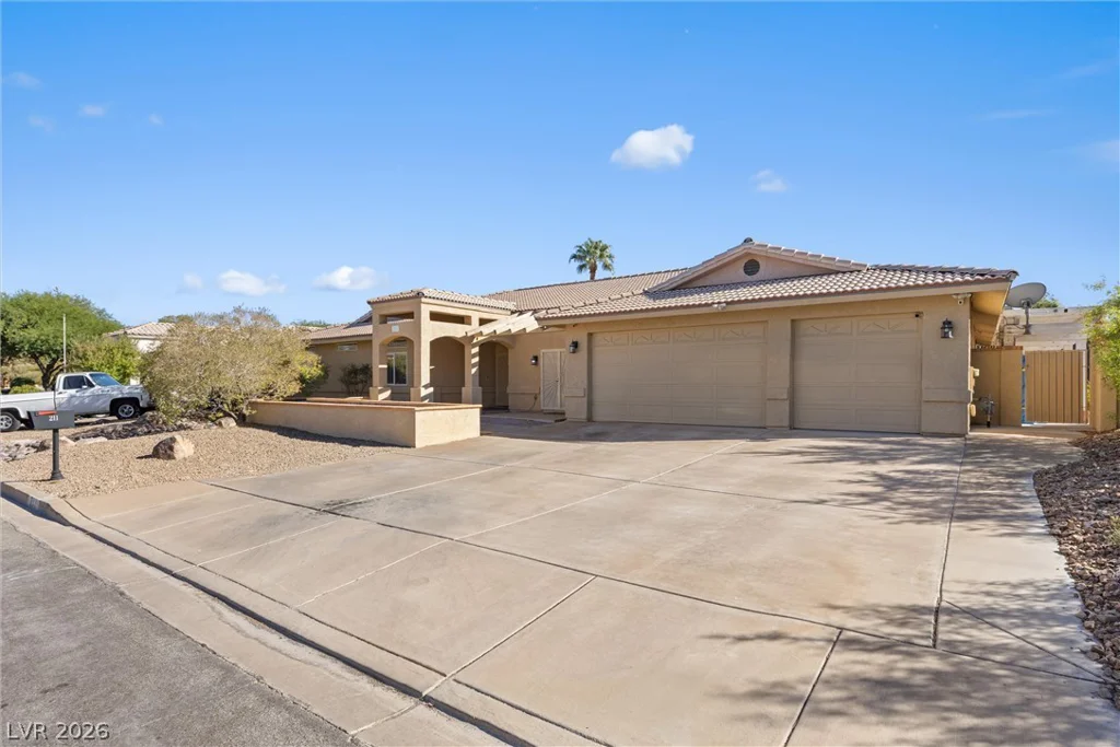211 Highland, Henderson, NV 89015