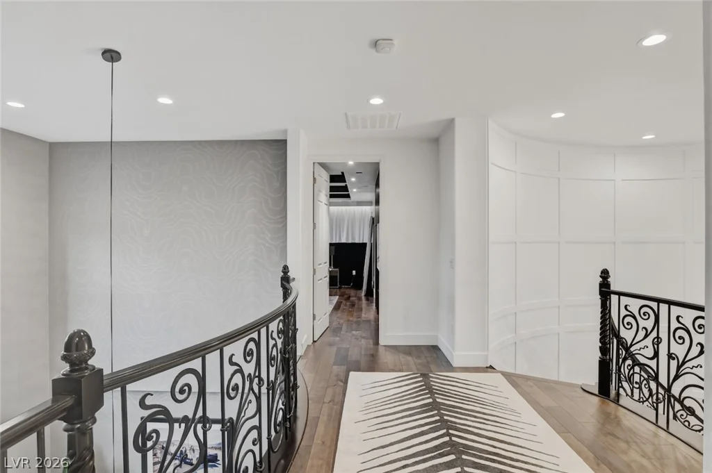10736 Penhurst, Las Vegas, NV 89135