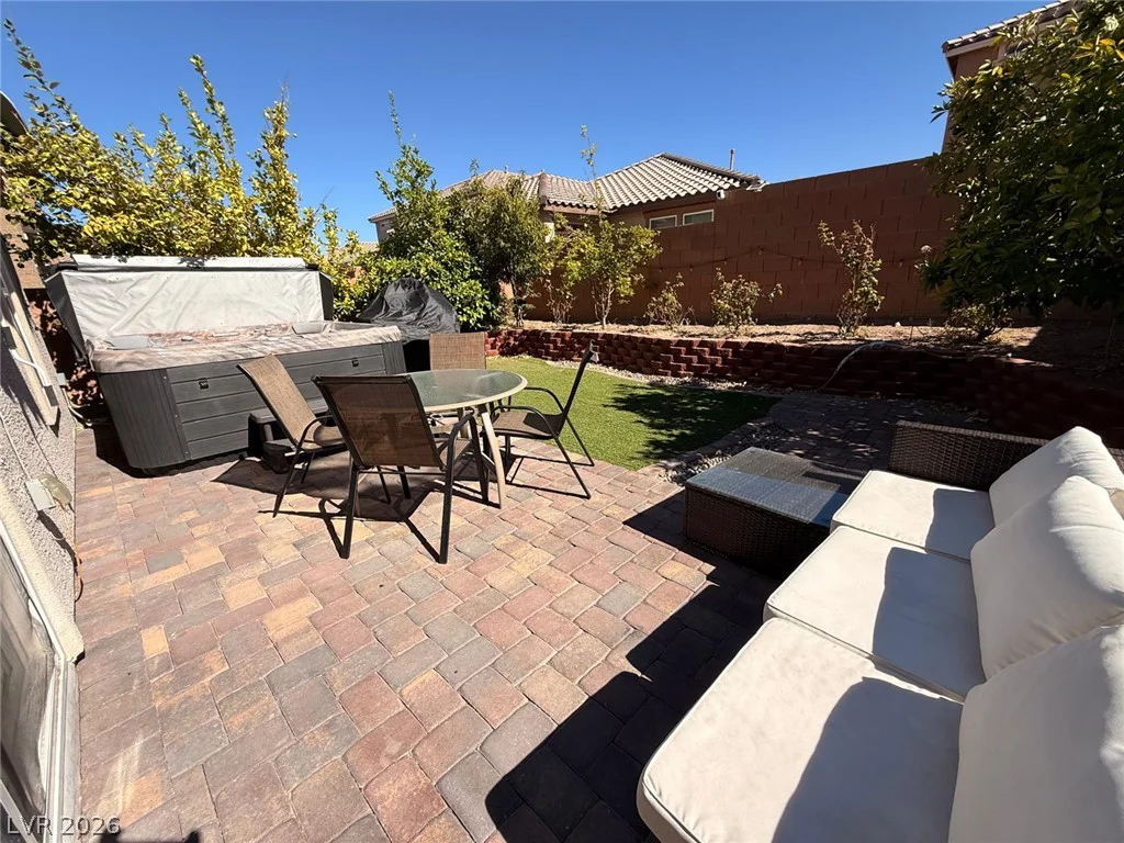 9205 Valley Betica, Las Vegas, NV 89148