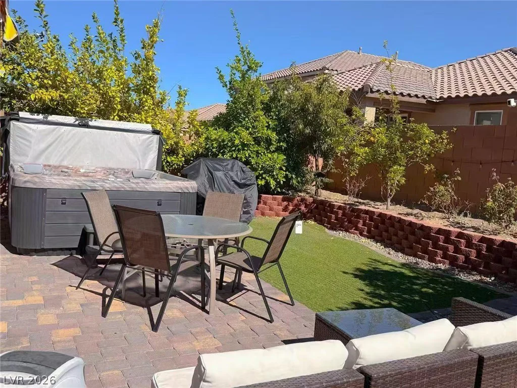 9205 Valley Betica, Las Vegas, NV 89148