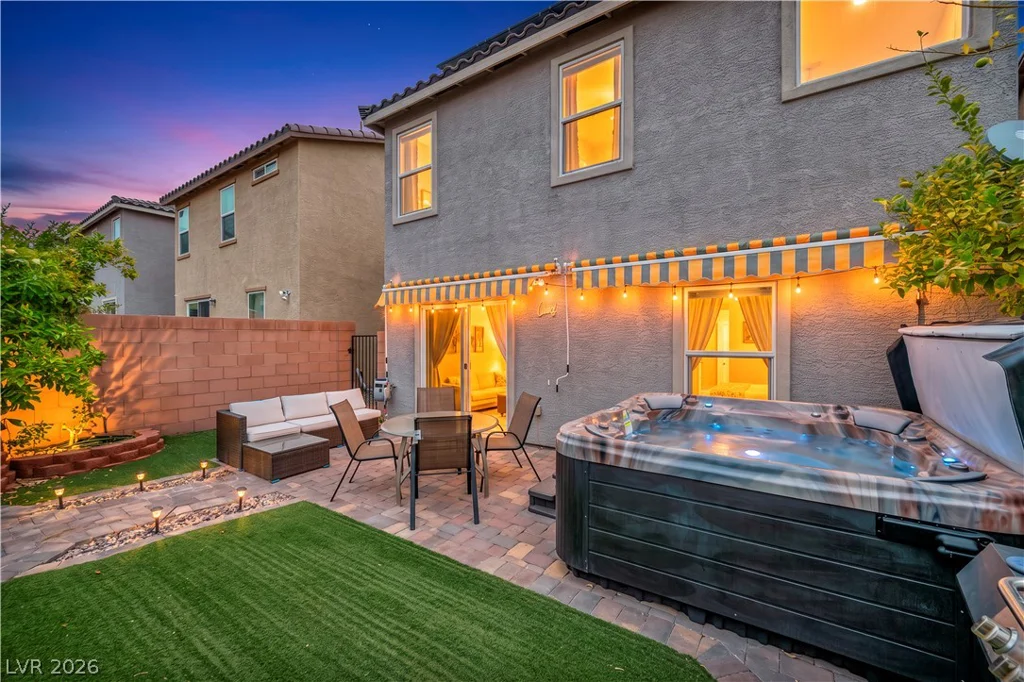 9205 Valley Betica, Las Vegas, NV 89148