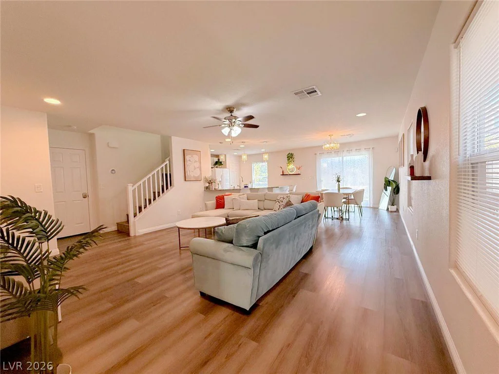 9205 Valley Betica, Las Vegas, NV 89148