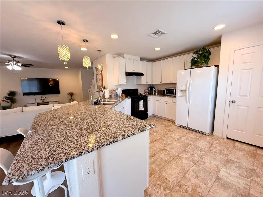 9205 Valley Betica, Las Vegas, NV 89148