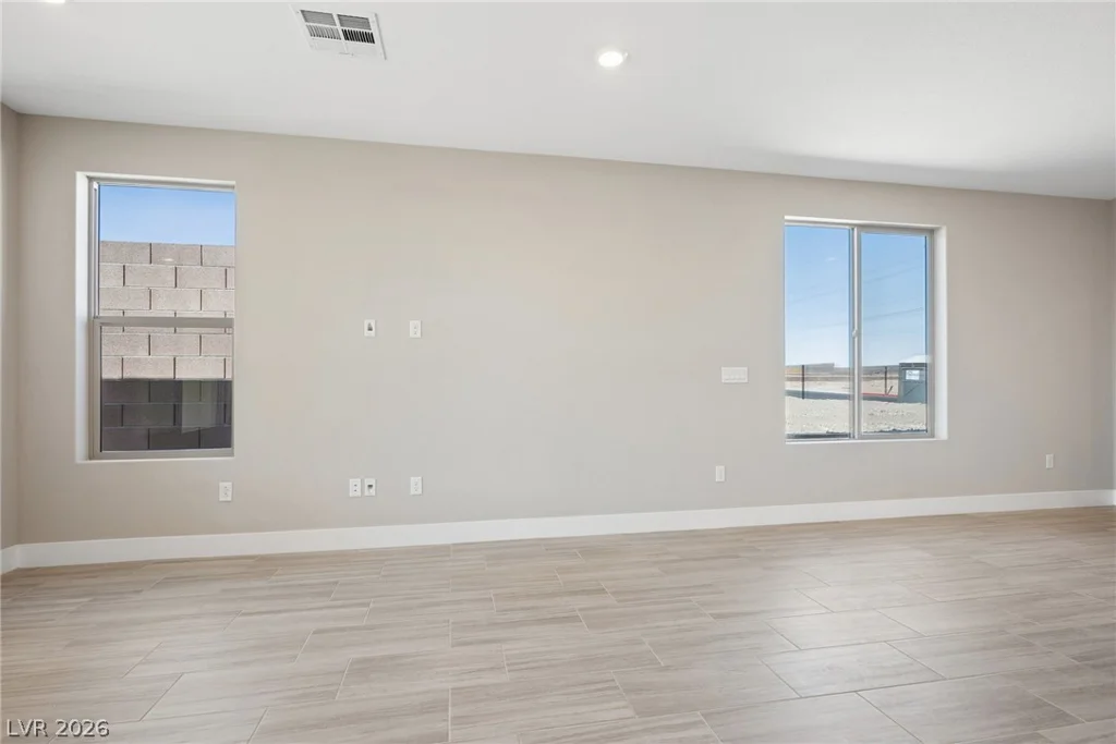 9725 Sangria Sunrise, Las Vegas, NV 89143