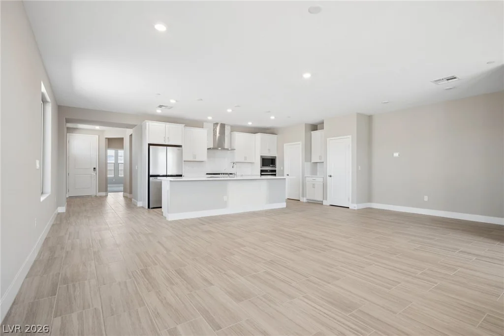 9725 Sangria Sunrise, Las Vegas, NV 89143