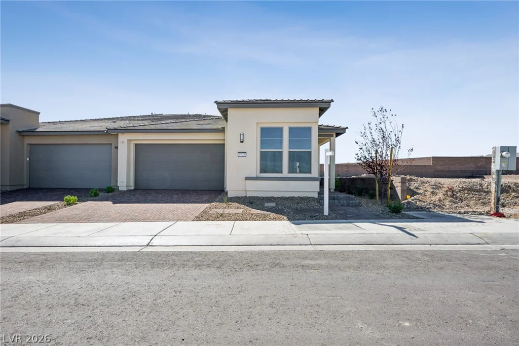 9725 Sangria Sunrise, Las Vegas, NV 89143
