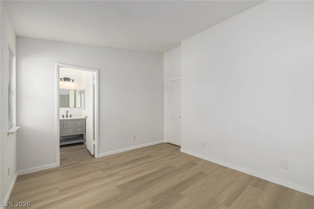 7308 Saybrook Point, Las Vegas, NV 89128