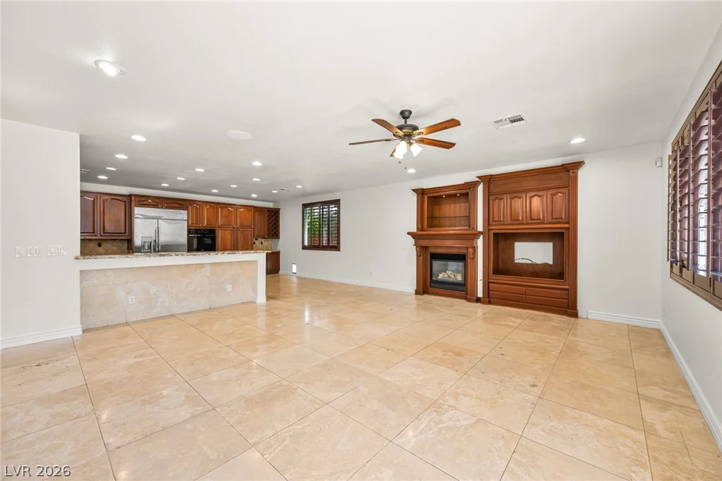 1301 Pine Leaf, Las Vegas, NV 89144