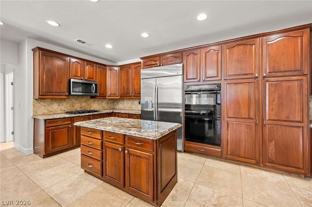 1301 Pine Leaf, Las Vegas, NV 89144