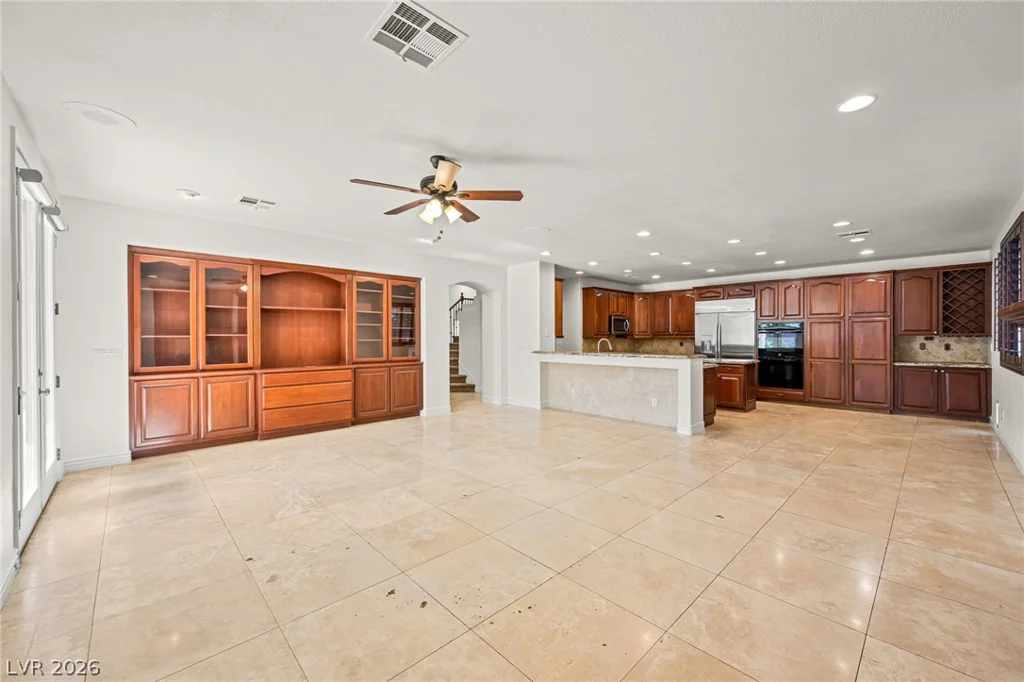 1301 Pine Leaf, Las Vegas, NV 89144