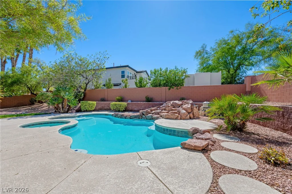 1301 Pine Leaf, Las Vegas, NV 89144