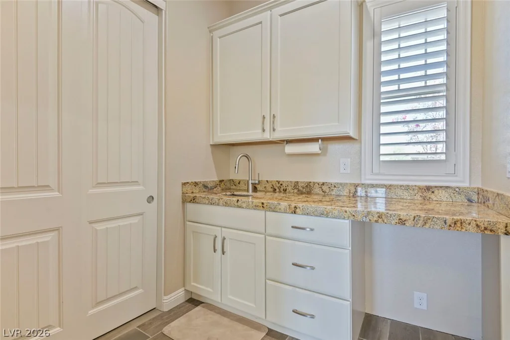 3895 Valles Caldera, Las Vegas, NV 89118
