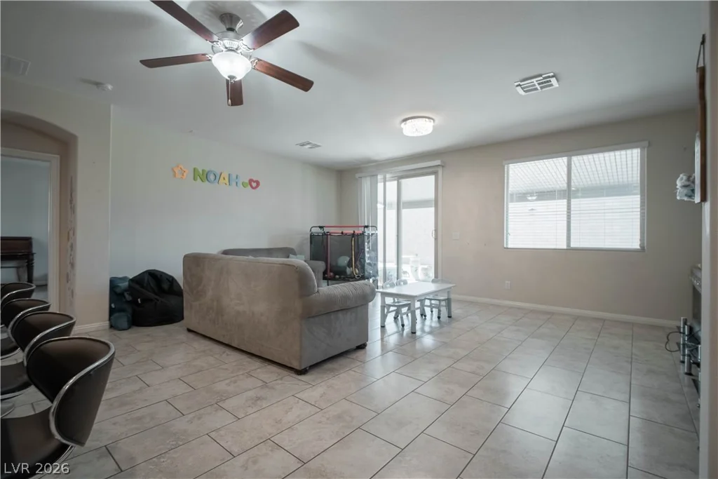 8357 Sonora Del Sol, Las Vegas, NV 89113