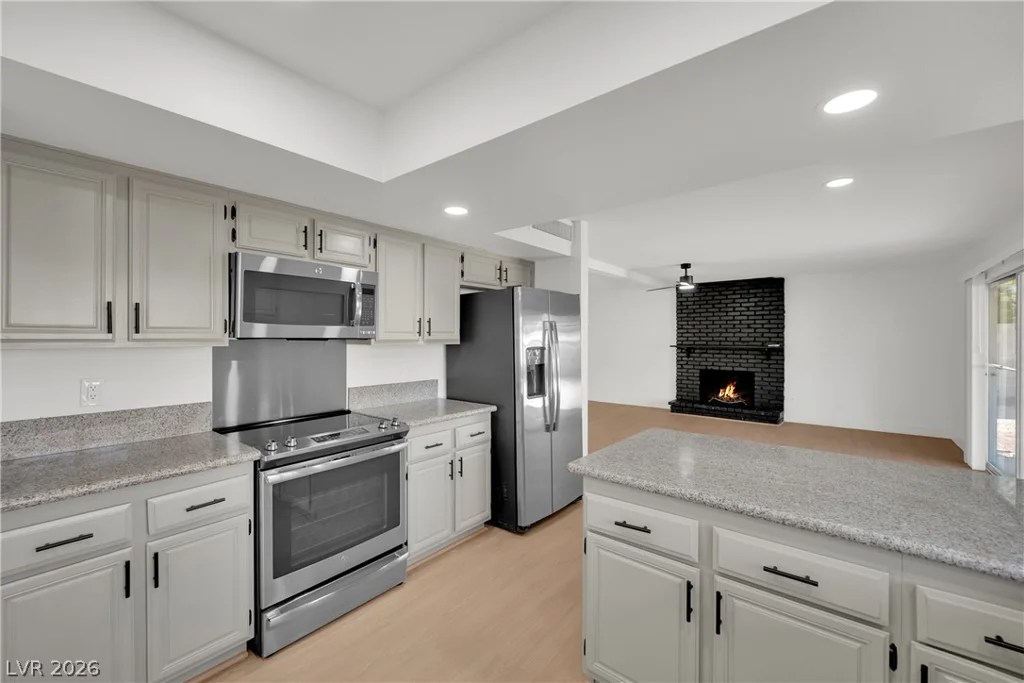 2112 Verdinal, Las Vegas, NV 89146