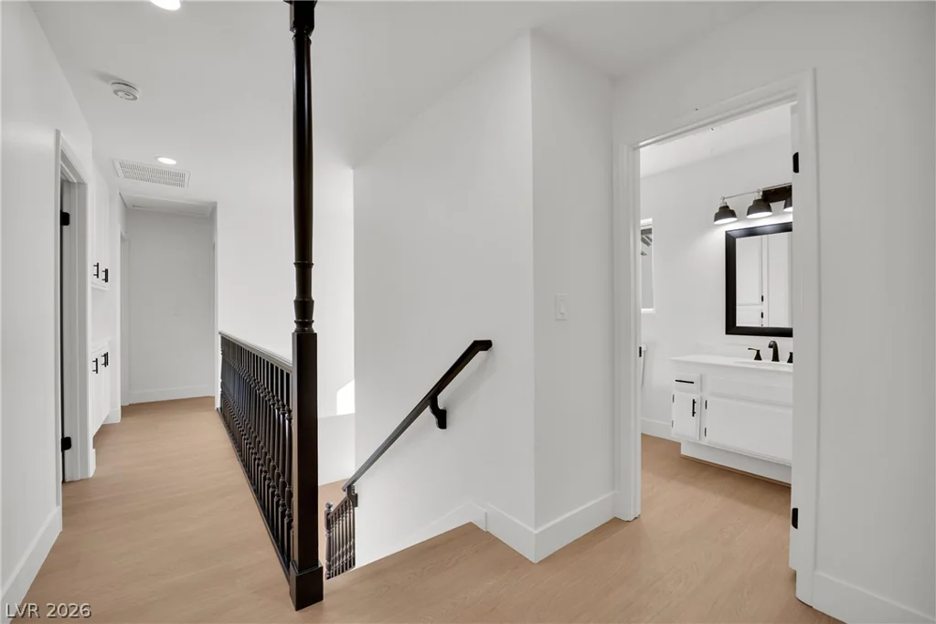 2112 Verdinal, Las Vegas, NV 89146