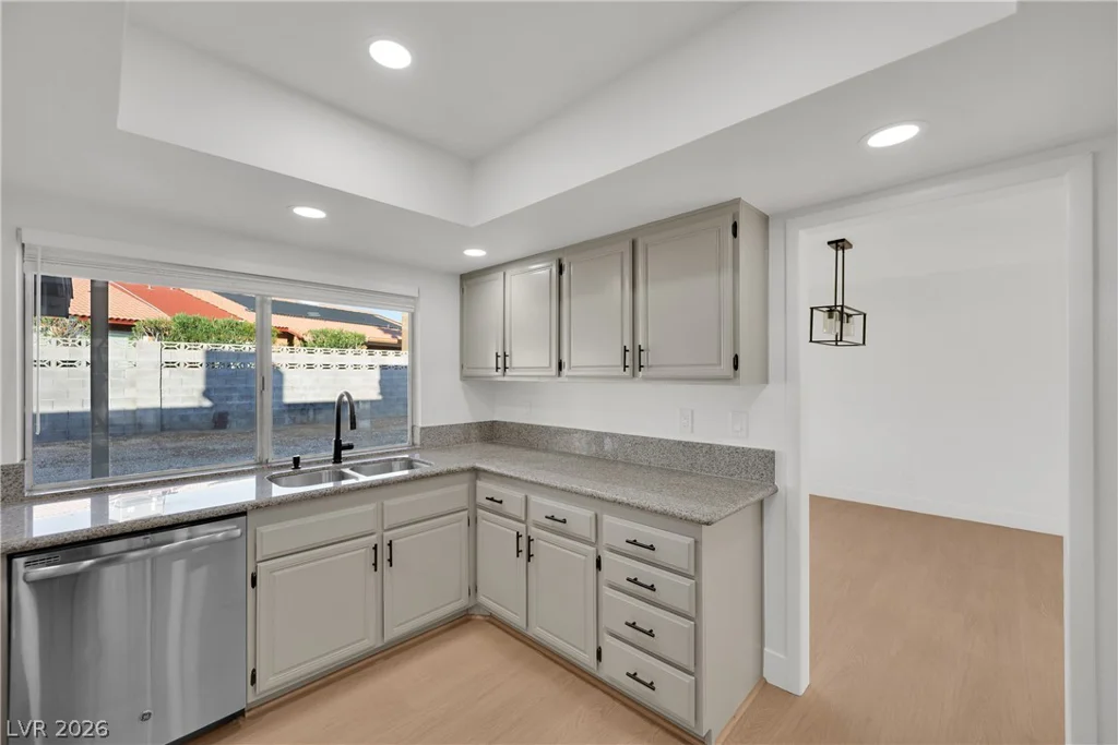 2112 Verdinal, Las Vegas, NV 89146