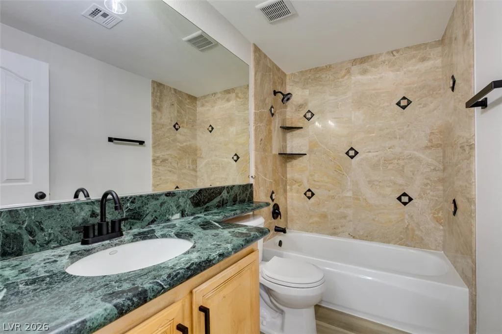890 Sebastiani, Las Vegas, NV 89123