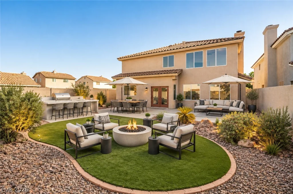 890 Sebastiani, Las Vegas, NV 89123