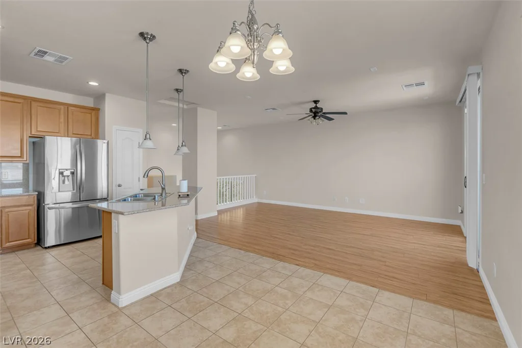 10512 Nantucket Ridge, Las Vegas, NV 89166