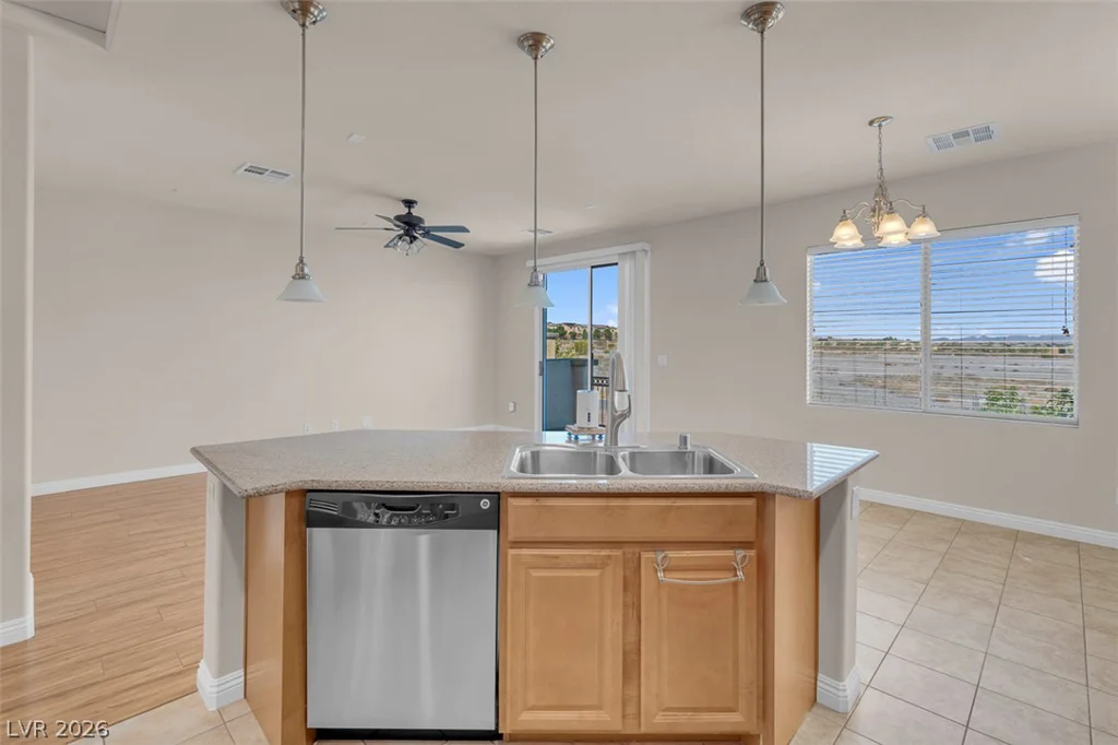 10512 Nantucket Ridge, Las Vegas, NV 89166