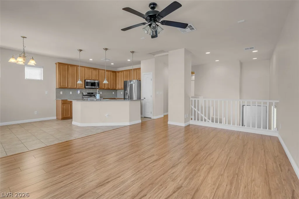 10512 Nantucket Ridge, Las Vegas, NV 89166