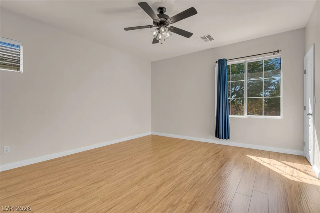 10512 Nantucket Ridge, Las Vegas, NV 89166