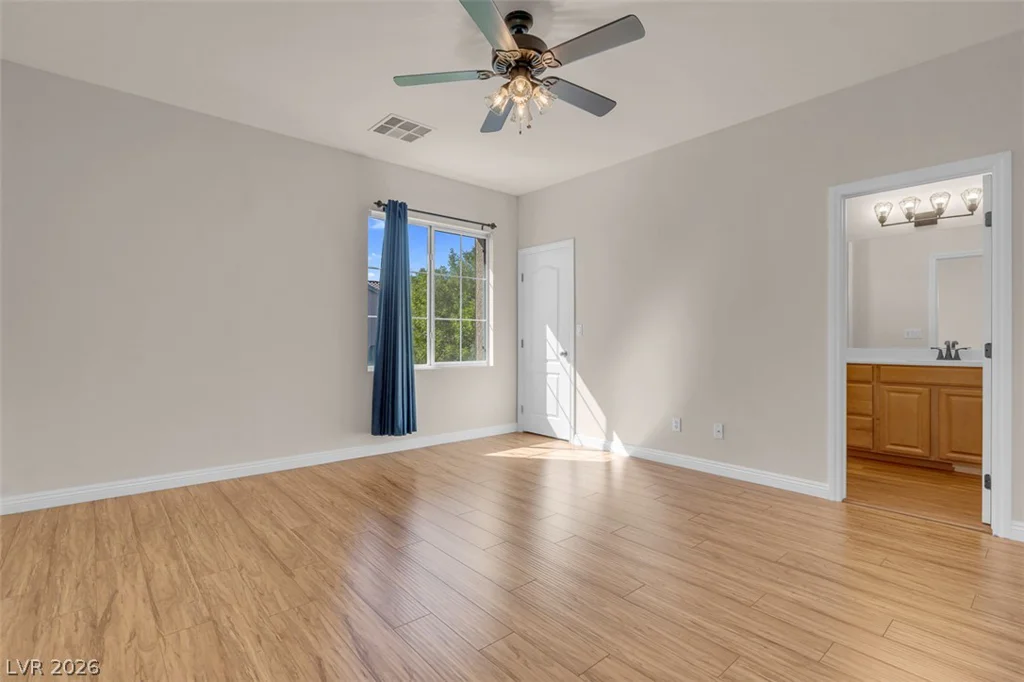 10512 Nantucket Ridge, Las Vegas, NV 89166