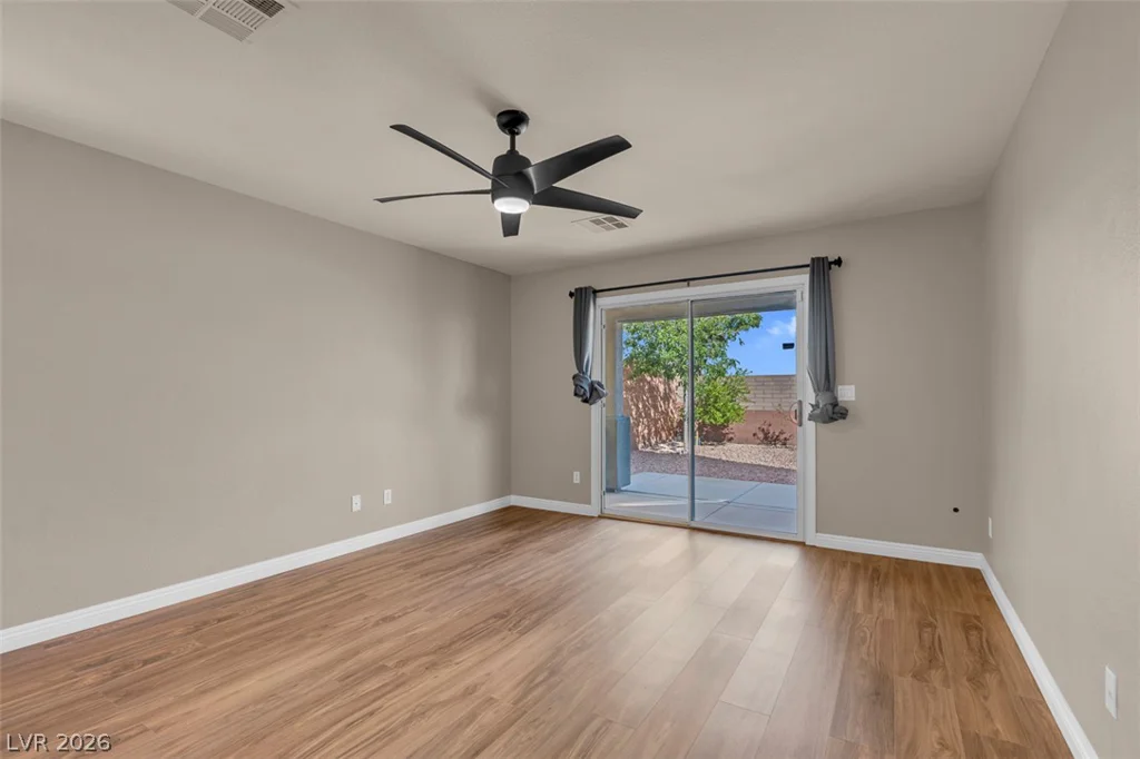 10512 Nantucket Ridge, Las Vegas, NV 89166