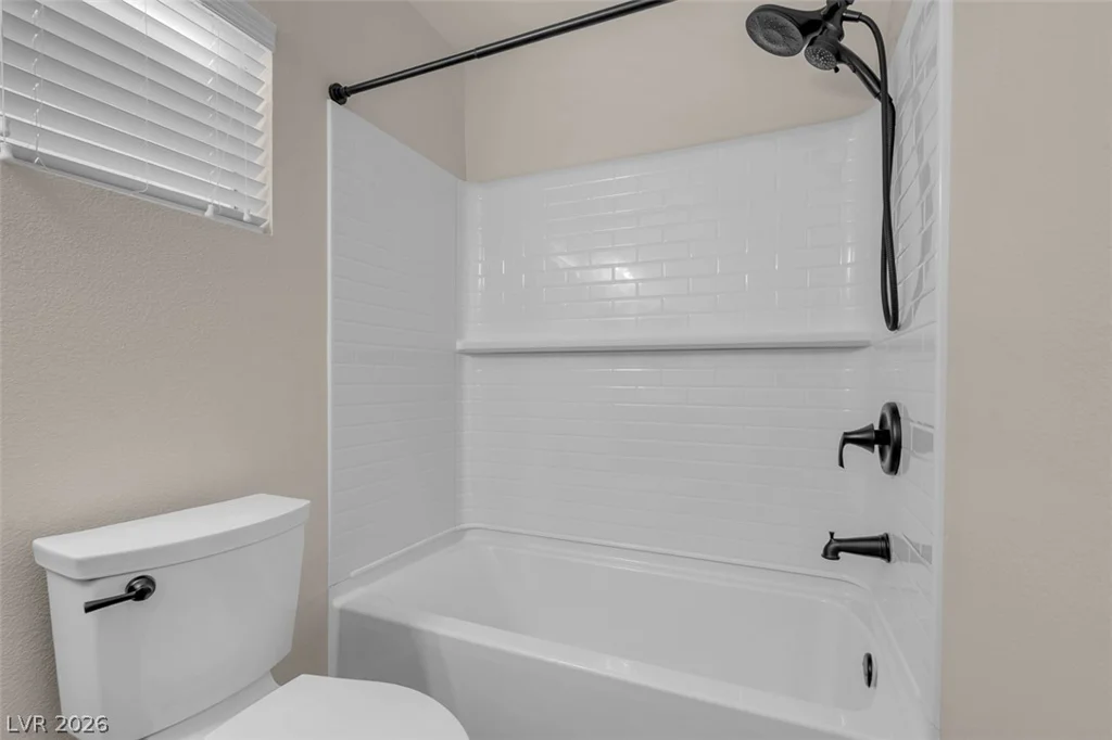 10512 Nantucket Ridge, Las Vegas, NV 89166