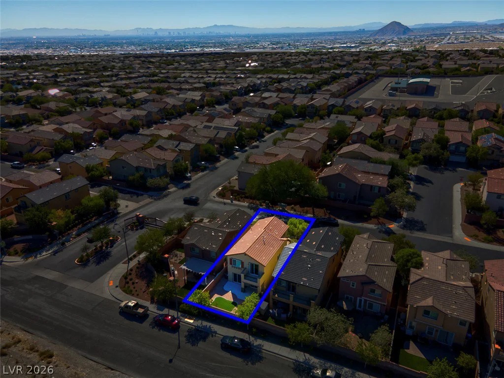 10512 Nantucket Ridge, Las Vegas, NV 89166